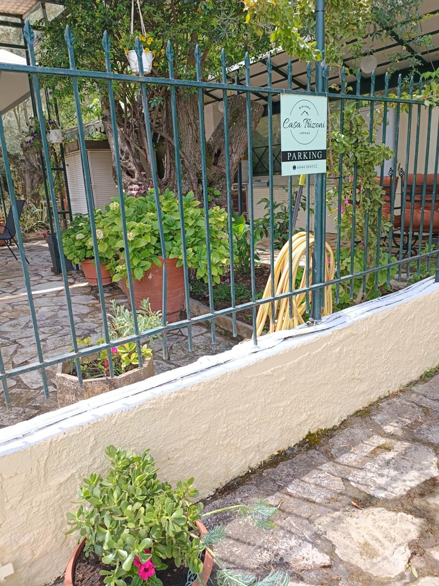 Casa Trizoni Nikiana Apartment Luaran gambar
